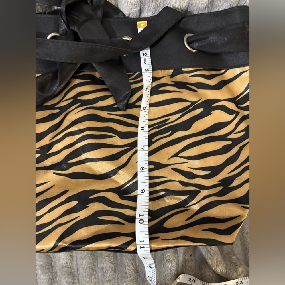 NWT Black and Gold Zebra Print Women's Bag by Gift Gallery - Picture 8 of 9